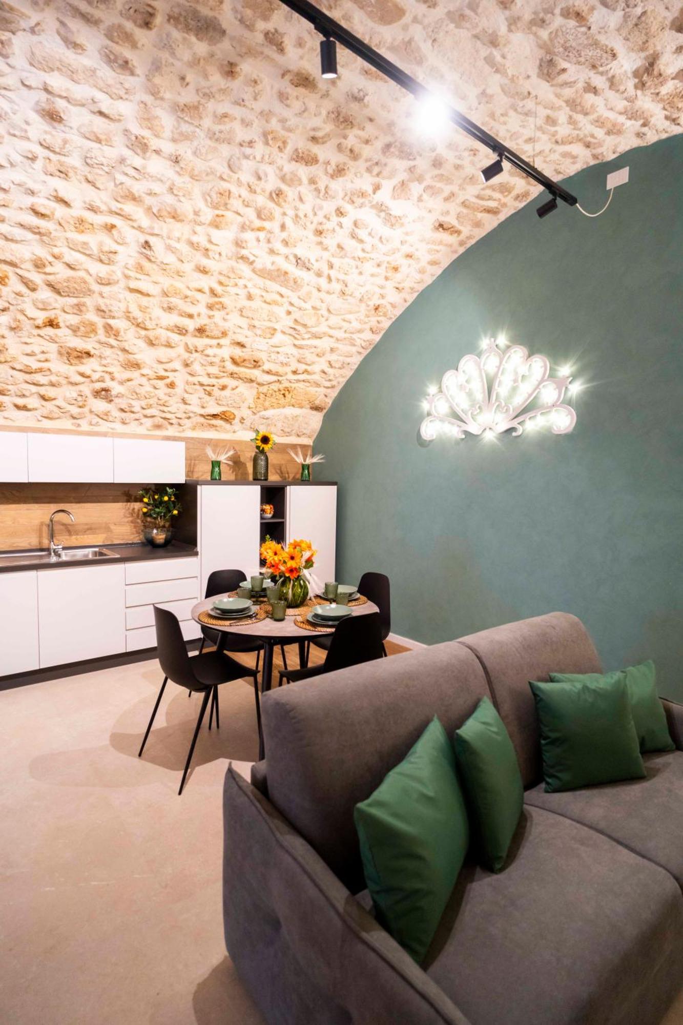 Castel Manfredi Apartments Manfredonia Zewnętrze zdjęcie